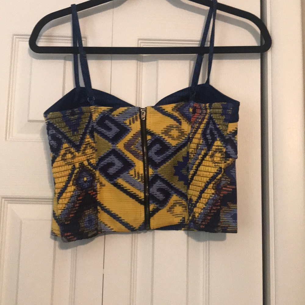 Cropped top - Picture 2 of 2